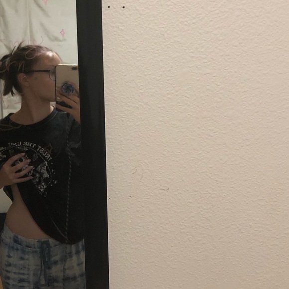 Meet your Posher, Jade - Picture 1 of 1